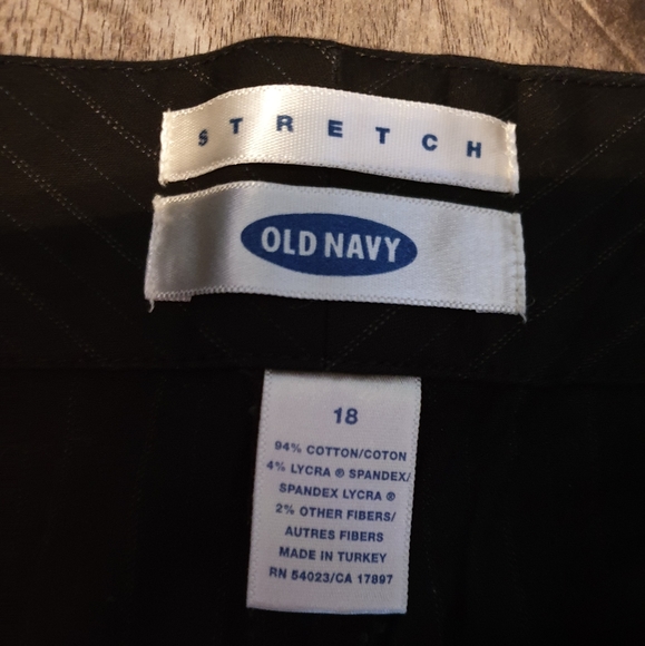 Old Navy pin strip pants - Picture 6 of 6